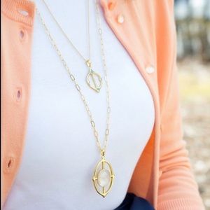 Stella & Dot Fortuna Stone Necklace Gold